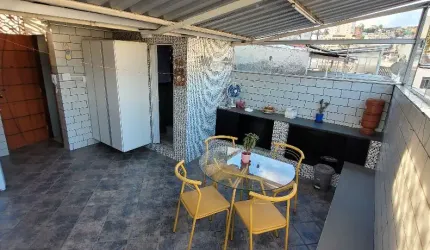 Linda Cobertura 3 quartos em área nobre do Manoel Honório a poucos metros da Av. Rio Branco.