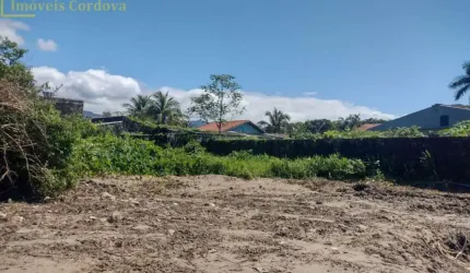 Terreno à venda no Jardim Rio da Praia, Bertioga  por R$ 390.000