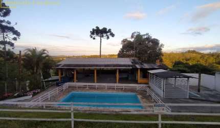 Chácara / sítio com 4 quartos à venda no Cocuera, Mogi das Cruzes , 160 m2 por R$ 680.000