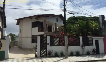 Casa com 4 quartos à venda no Centro, Bertioga , 332 m2 por R$ 2.100.000