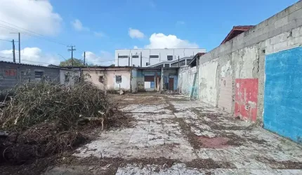 Terreno comercial à venda no Centro, Bertioga  por R$ 480.000