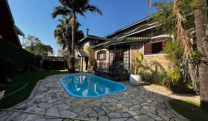 Casa à venda, 255 m² por R$ 2.200.000,00 - Urbanova - São José dos Campos/SP