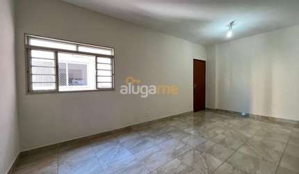 Apartamento de 3 dormitórios, 3 banheiros e 1 vaga no bairro Vila Imperial.