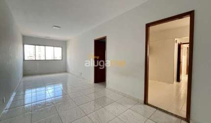 Apartamento na Vila Imperial com 03 dormitórios, elevador e 01 vaga de garagem.