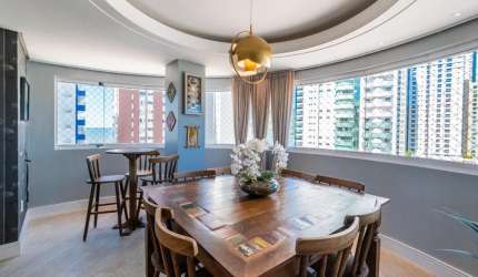 Oportunidade Única: Apartamento de Alto Padrão com 3 Suítes, Lazer Completo e Desconto Especial, Balneário Camboriú ,Barra Sul Vista mar total por R$3.200.000 até Novembro de 2023!