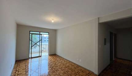 Apartamento para Venda em Maringá, Zona 07, 3 dormitórios, 1 suíte, 2 banheiros, 1 vaga
