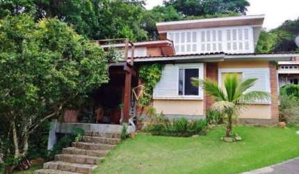 Casa com 5 dormitórios à venda, 172 m² por R$ 2.500.000,00 - Lagoa da Conceição - Florianópolis/SC