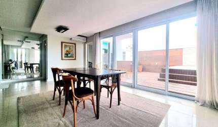 Cobertura com 3 dormitórios à venda, 155 m² por R$ 2.500.000,00 - Jurerê - Florianópolis/SC