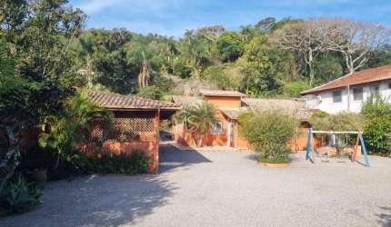 Casa à venda, 196 m² por R$ 3.800.000,00 - Ponta das Canas - Florianópolis/SC