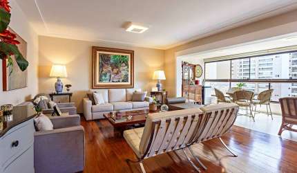 Atraente apartamento tipo para venda com 4 quartos, sendo 3 suítes, 195m²