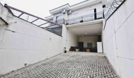 Excelente sobrado para venda com 5 quartos, sendo 2 suítes, 136m²
