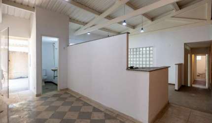 Atraente casa tipo para venda com 3 quartos, 240m²