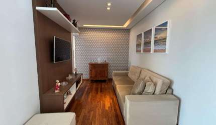 Atraente apartamento tipo para venda com 2 quartos, sendo 1 suíte, 61m²