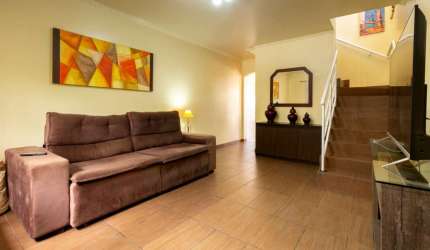 Atraente casa tipo para venda com 3 quartos, 122m²