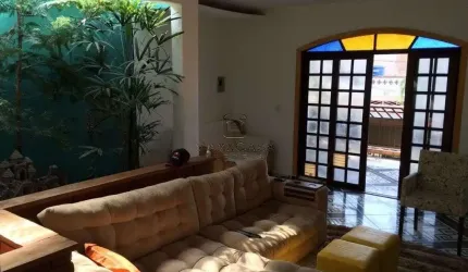 Sobrado à venda em Varginha  -  São Paulo