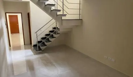 Casa com 03 Dormitórios à Venda no Jardim das Indústrias - SJCampos SP