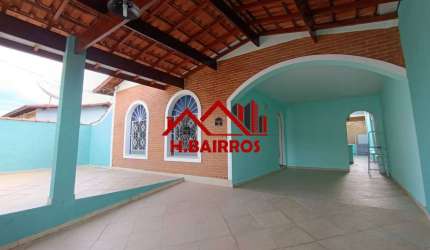 Casa com 03 Dormitórios e Edícula para ALUGAR Jardim das Indústrias