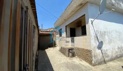 Casa para Venda em Contagem, Jardim Laguna, 7 dormitórios, 1 suíte, 4 banheiros, 3 vagas