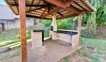 Apartamento 2 Quartos para Venda em Belo Horizonte, Camargos, 2 dormitórios, 1 banheiro, 1 vaga