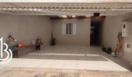 Sobrado de Luxo no Baeta Neves – 4 Suítes, Churrasqueira e Muito Conforto