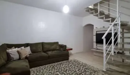 Sobrado à Venda no Bairro Alves Dias, SBC: 3 Dormitórios e 2 Vagas
