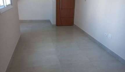 Cobertura Duplex Nova – 2 Dormitórios, 2 Banheiros e Quintal Privativo