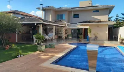Casa Alto Padrão 4 Quartos - Suite -  Setor Habitacional Vicente Pires - Jockey