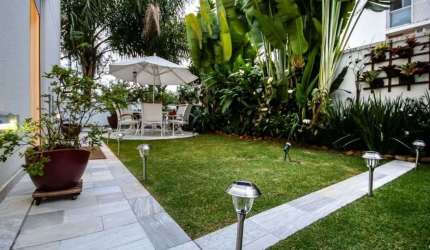 Apartamento à venda com 3 quartos e 3 vagas em Alto de Pinheiros-SP