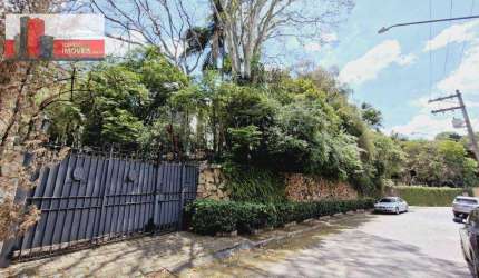 Casa 4 quartos, 624m², R. Stefan Marek Neuding, 87 - Jardim Silvia (Zona Oeste), 4 vagas, piscina