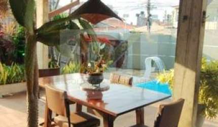 Apartamento Para Vender com 3 quartos 3 suítes no bairro Farolândia em Aracaju