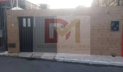 Casa Para Vender com 3 quartos no bairro Jabotiana em Aracaju