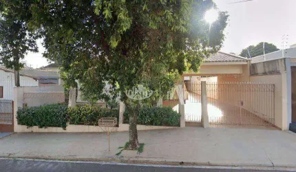 Casa com 3 quartos à venda, 227 m² por R$ 1.000.000 - Centro - Cambé/PR