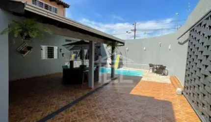 Casa à venda, 320 m² por R$ 680.000,00 - Conjunto Habitacional Maria Cecília Serrano de Oliveira - Londrina/PR