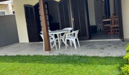 Casa/ Sobrado para alugar  com 3 quarto(s)