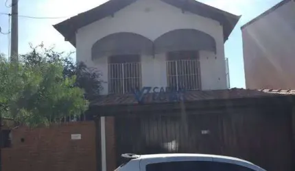 Sobrado com Piscina, 4 dormitórios à venda, 250 m² por R$ 900.000 - Vila Tesouro - São José dos Campos/SP