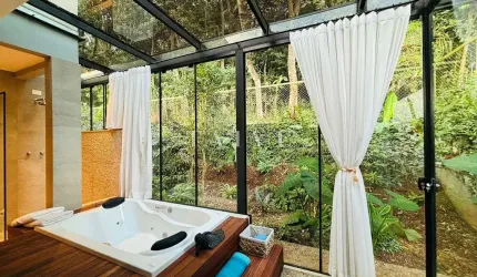 Casa 315M² à venda/ 4 quartos (sendo 1 suíte)- Cond. Royal Park- Esperança, Londrina, PR