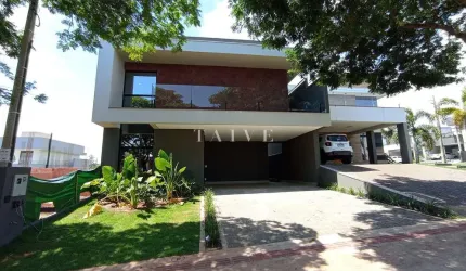Casa em condominio  à venda, Bella Vitta, 3 suítes, piscina, Londrina, PR