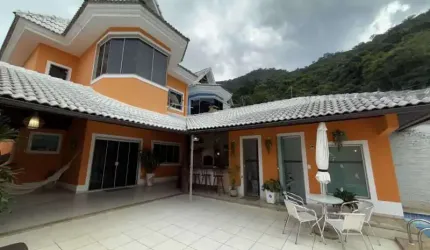 Casa em condomínio fechado com 4 quartos à venda na Estrada dos Bandeirantes, Camorim, Rio de Janeiro, 26172 m2 por R$ 890.000