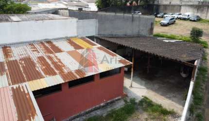 Barracão com 200m² para alugar em Mogi das Cruzes