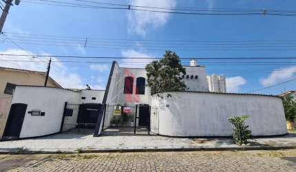 Casa com 3 quartos para locação em Mogi das Cruzes - SP