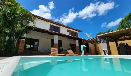 Cond. Paraíso - Guarajuba, 279m², 6/4, Armários, 2 Vagas