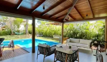 Alto da Cosntância, 750m², 4/4, Armários, 4 Vagas