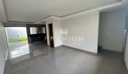 Casa com 3 quartos à venda no Alto Umuarama, Uberlândia  por R$ 590.000