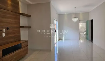 Casa com 3 quartos à venda em São Jorge, Uberlândia  por R$ 680.000