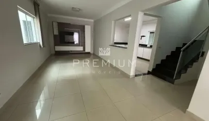 Casa com 4 quartos à venda no Jardim Patrícia, Uberlândia  por R$ 850.000