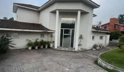 Casa com 4 dormitórios à venda, 598 m² por R$ 2.200.000,00 - Condomínio Arujazinho I, II e III - Arujá/SP