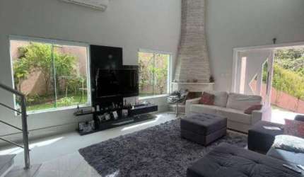 Casa com 3 dormitórios à venda, 411 m² por R$ 2.400.000,00 - Condomínio Arujazinho I, II e III - Arujá/SP
