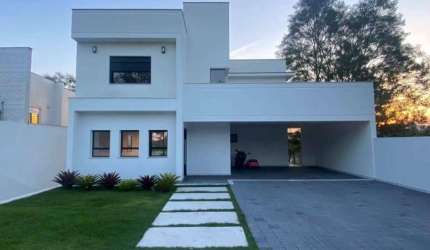 Casa com 3 dormitórios à venda, 300 m² por R$ 2.300.000,00 - Condomínio Arujá Hills III - Arujá/SP