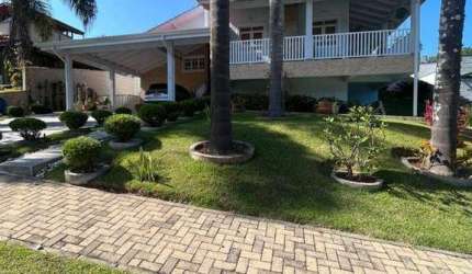 Casa com 2 dormitórios à venda, 332 m² por R$ 2.200.000,00 - Condomínio Reserva Ibirapitanga - Santa Isabel/SP