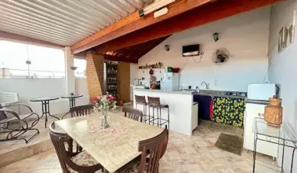 Sobrado com 4 dormitórios à venda, 180 m² por R$ 700.000,00 - Jardim Santa Maria - Jacareí/SP